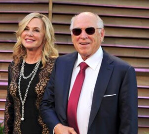 Jimmy Buffett with his wife.